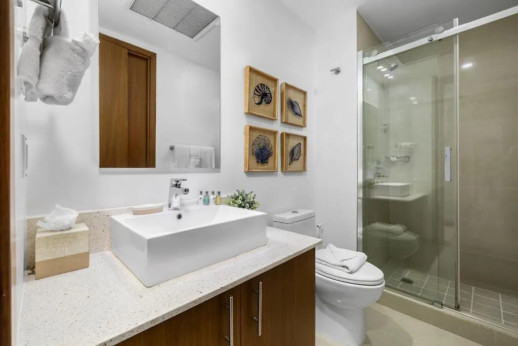 1Bsgf-Blue113 - Follow Your Heart To The Beach In This Condo Palm Beach Apartment