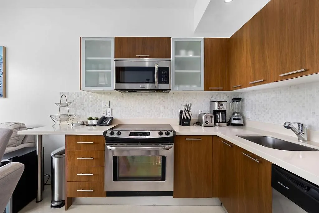 1Bsgf-Blue113 - Follow Your Heart To The Beach In This Condo Palm Beach 0*,